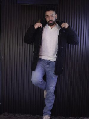 MG_0615-1.jpg Parka negra