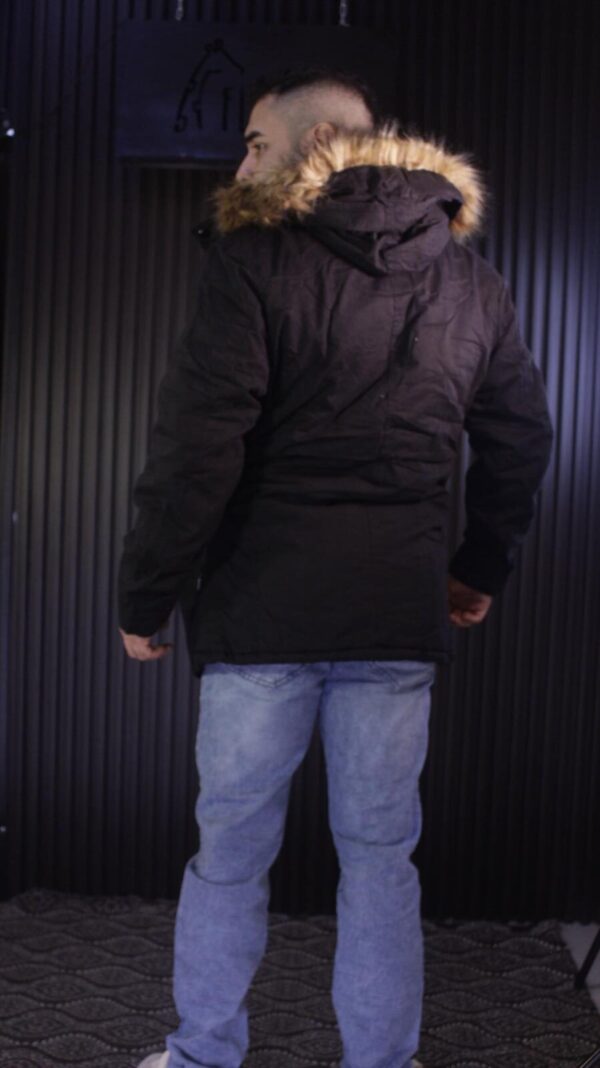 Parka negra